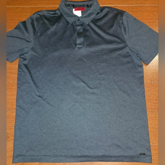 Hugo Boss Polo - Picture 1 of 4